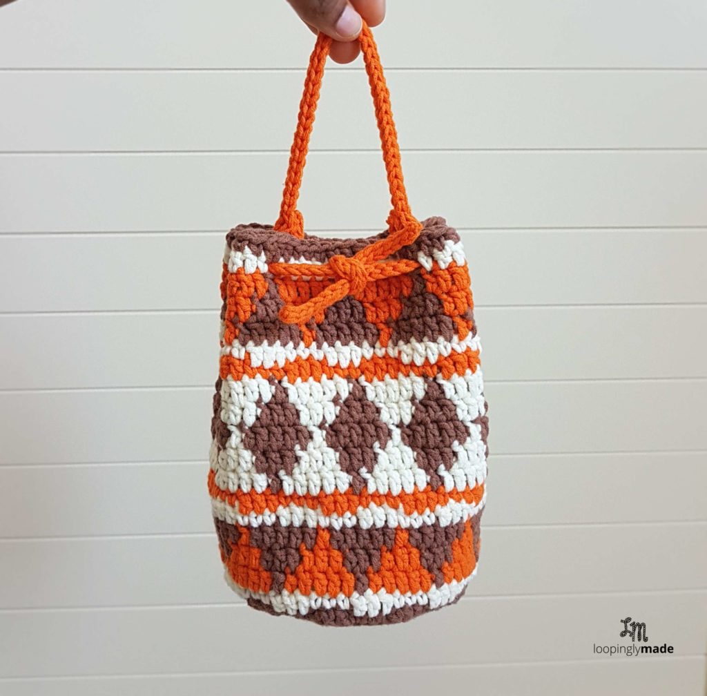 Native Drawstring bag- Free crochet pattern