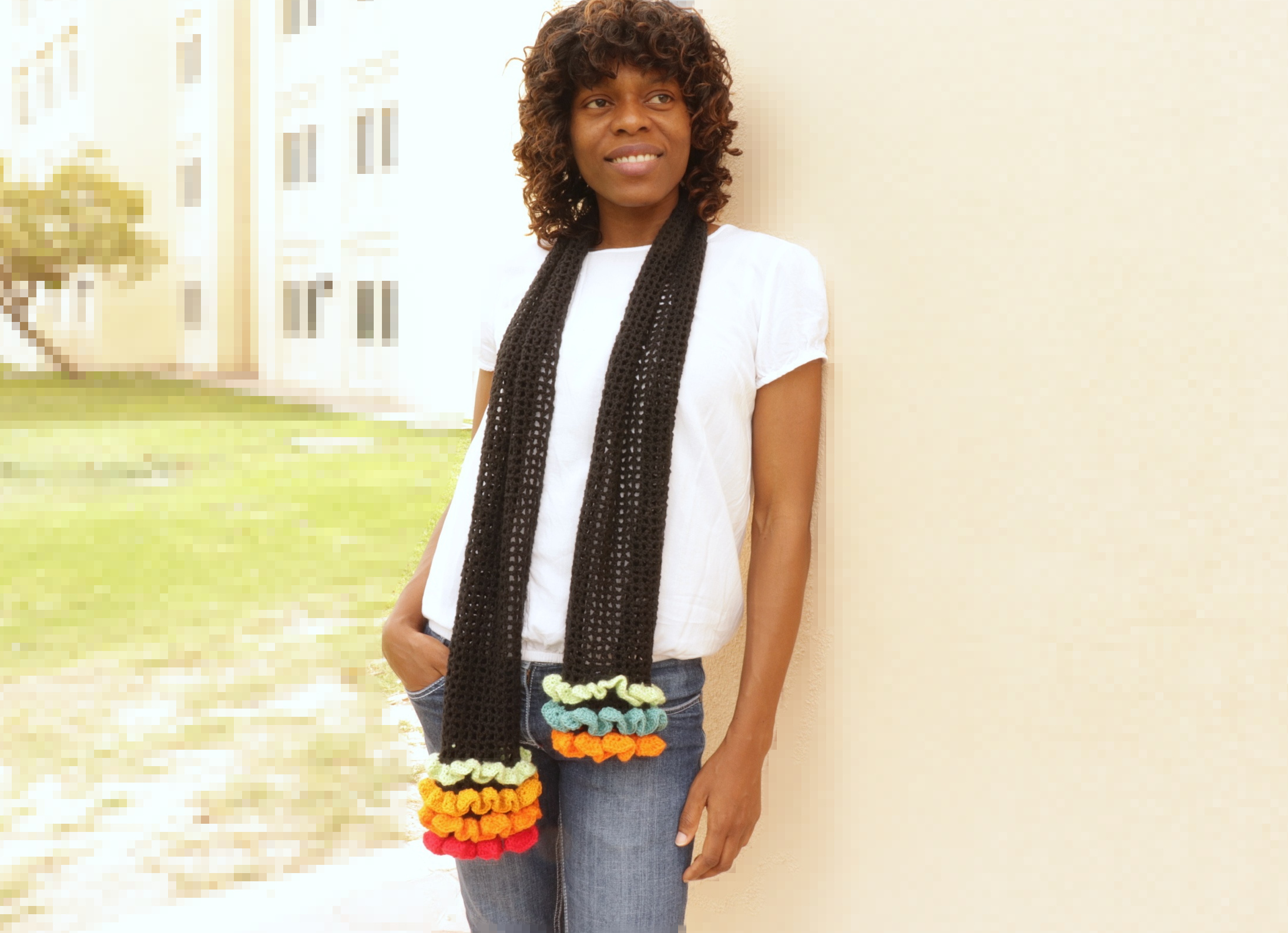 Ruffle Scarf Crochet Pattern-loopinglymade